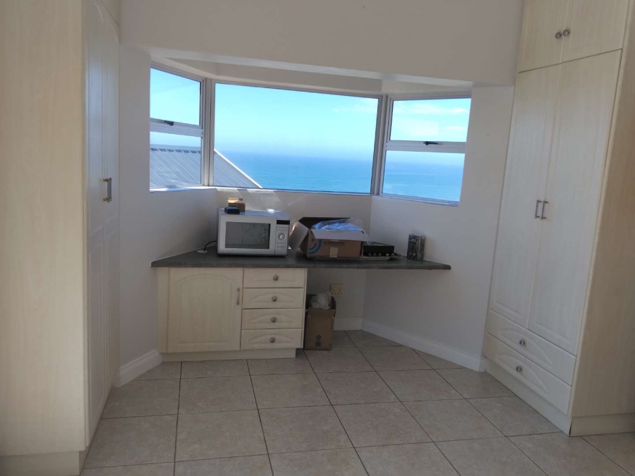 To Let 1 Bedroom Property for Rent in Reebok Western Cape